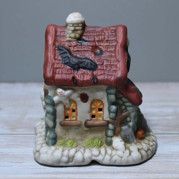 Vintage 3 Pc Set Light-up Illuminated Halloween Village Houses Ceramic 4"-4.5" H - Picture 9 of 15